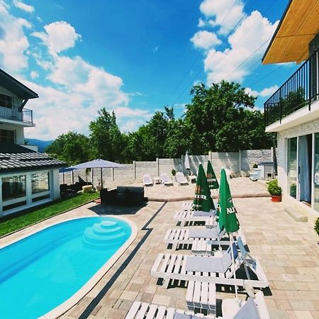 Green Hill Villa Calimanesti Exterior foto